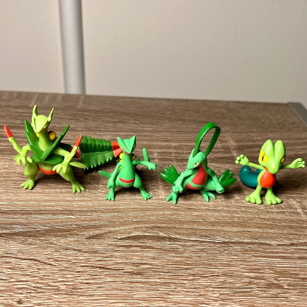 Pokémon Treecko Evolution Line, 4 figures